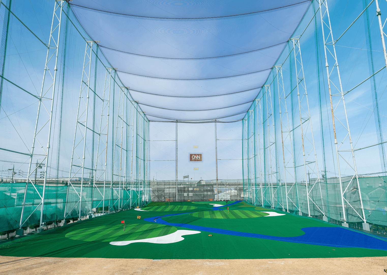 新しく生まれ変わった
ONNのメインステージ。 - 2